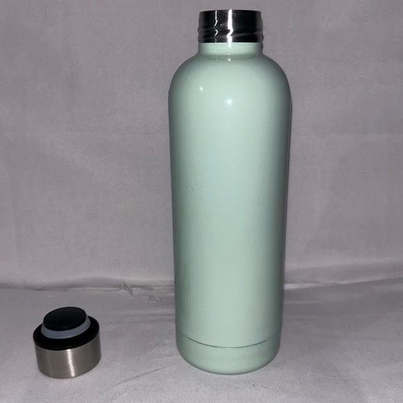 Room Essentials Target Bottle Double Wall Insulated Hot and Cold Drink Thermal - Picture 5 of 9
